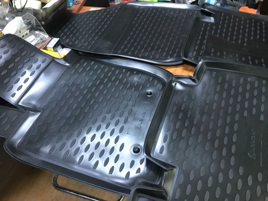 Новые ковры! TOYOTA RAV-4 Оригинальные резиновые Коврики JAPAN