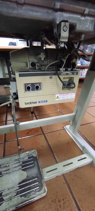 Maquina costura ponto corrido