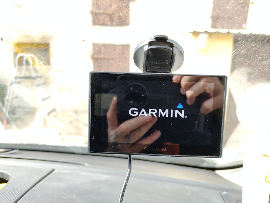 Garmin driveassist51