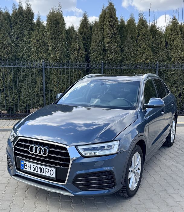 Audi q3  S  line
