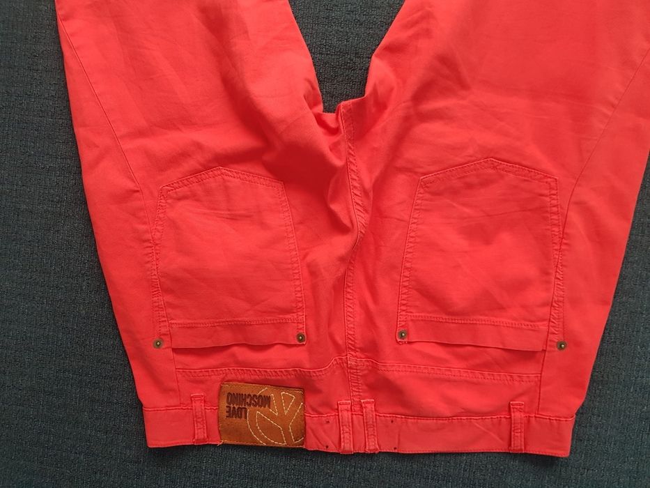 Calças Moschino vermelho modelo caipirinha skinny