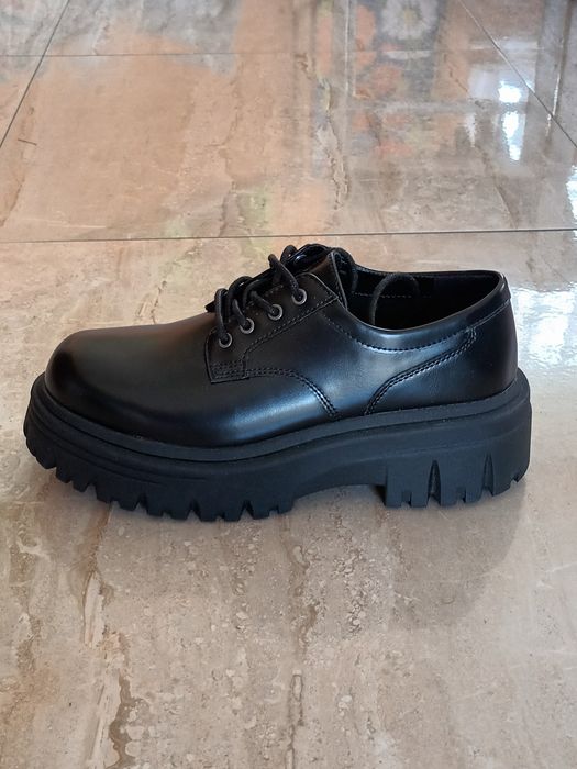 Buty      męskie