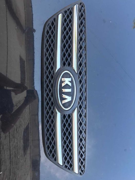Решітка радіатора KIA CEED 2006-2010.