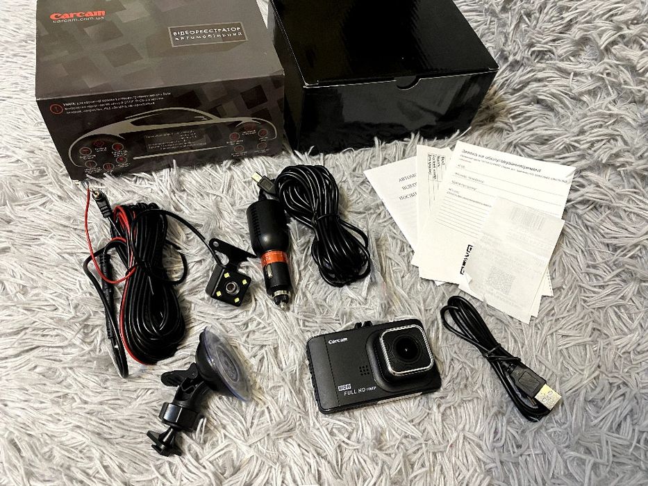 На Две камеры Видеорегистратор Carcam Т418 Dual Відеореєстратор