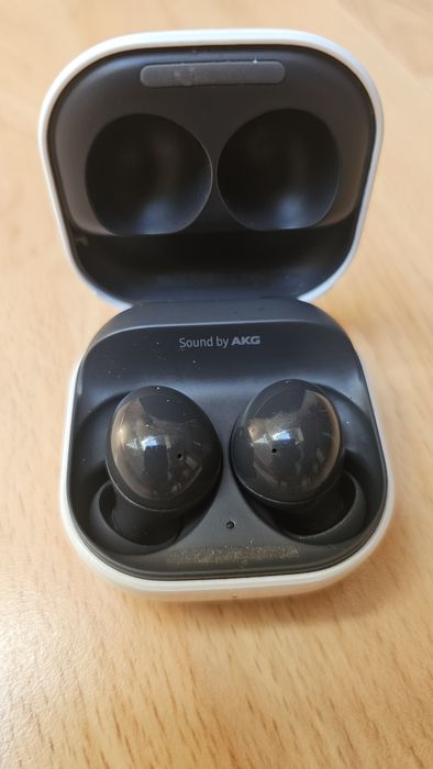 Sluchawki samsung buds 2