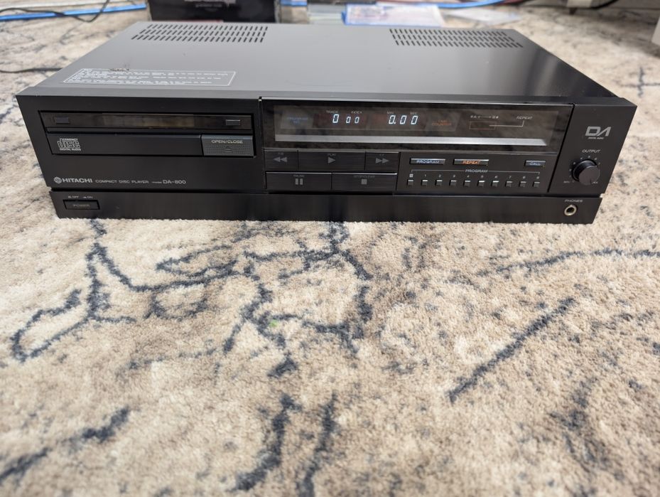 Hitachi DA-800 odtwarzacz CD