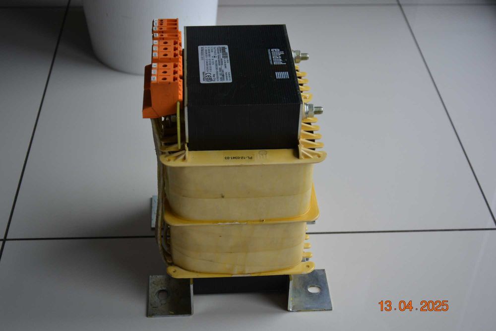 Transformator 230V - 110V i odwrotnie 110V - 230V 3kVA 3000 Wat NOWY