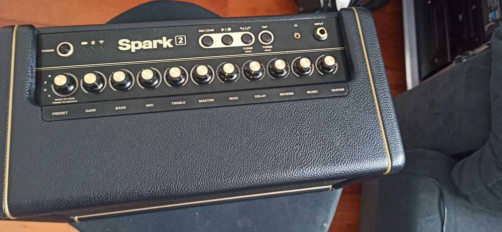 AMPLIFICADOR  Guitarra Positive Grid Spark 2 BK