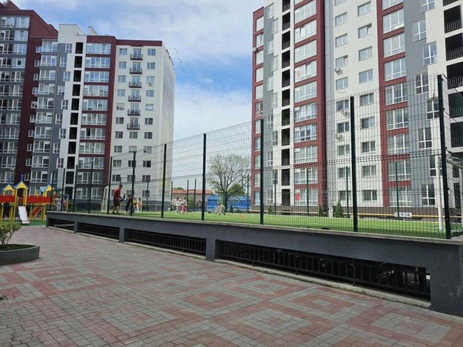 Терміновий продаж, 2-х кімнатна видова квартира поблизу центру постанова ваучер єоселя