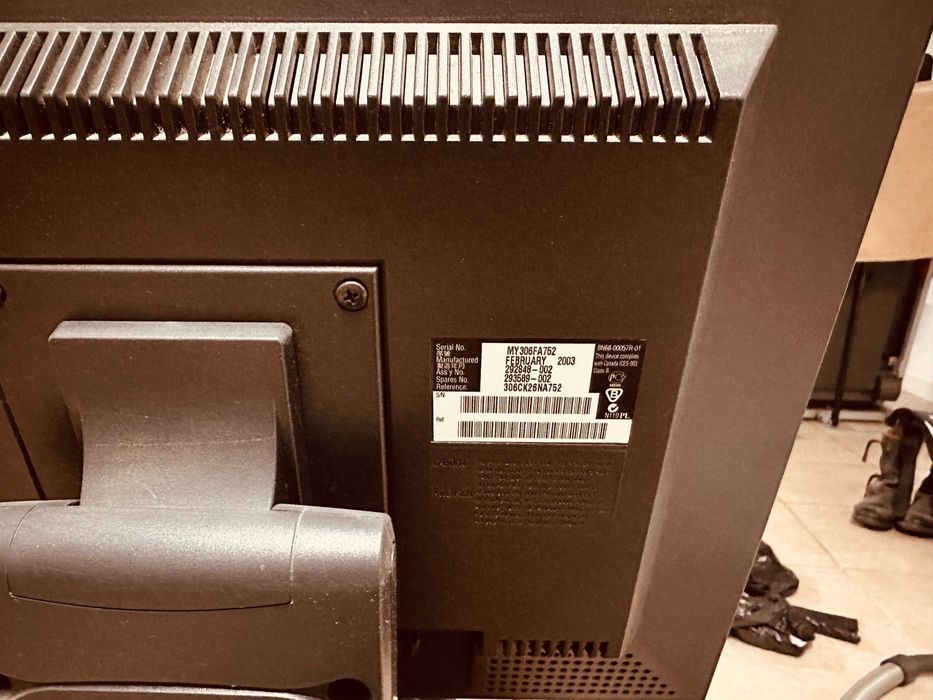 Compaq 17" LCD Monitor428223386637445121