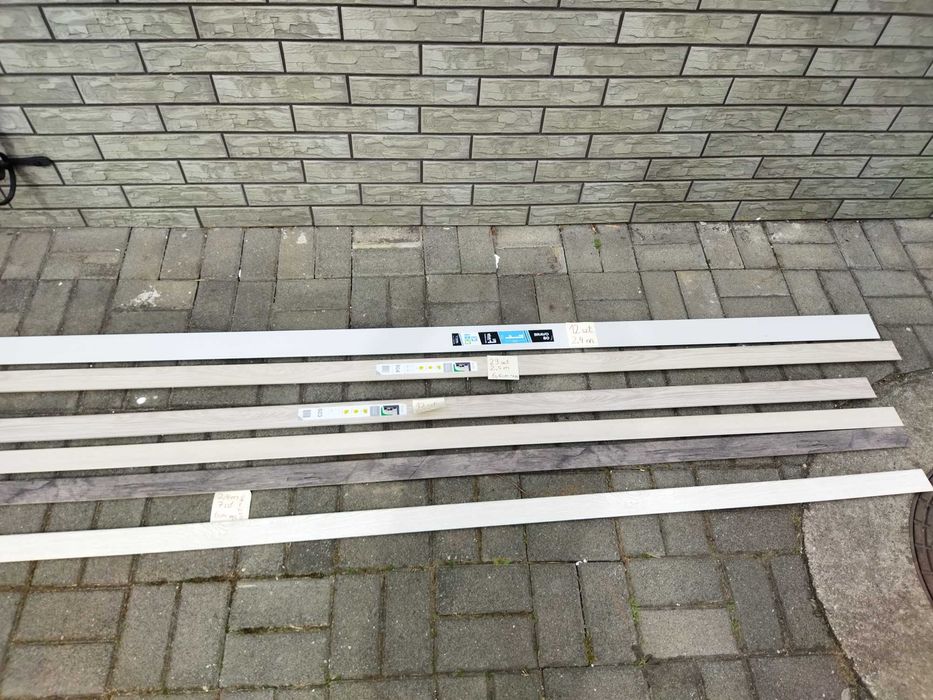 Listwy przypodłogowe