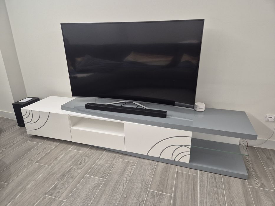 Móvel de televisão