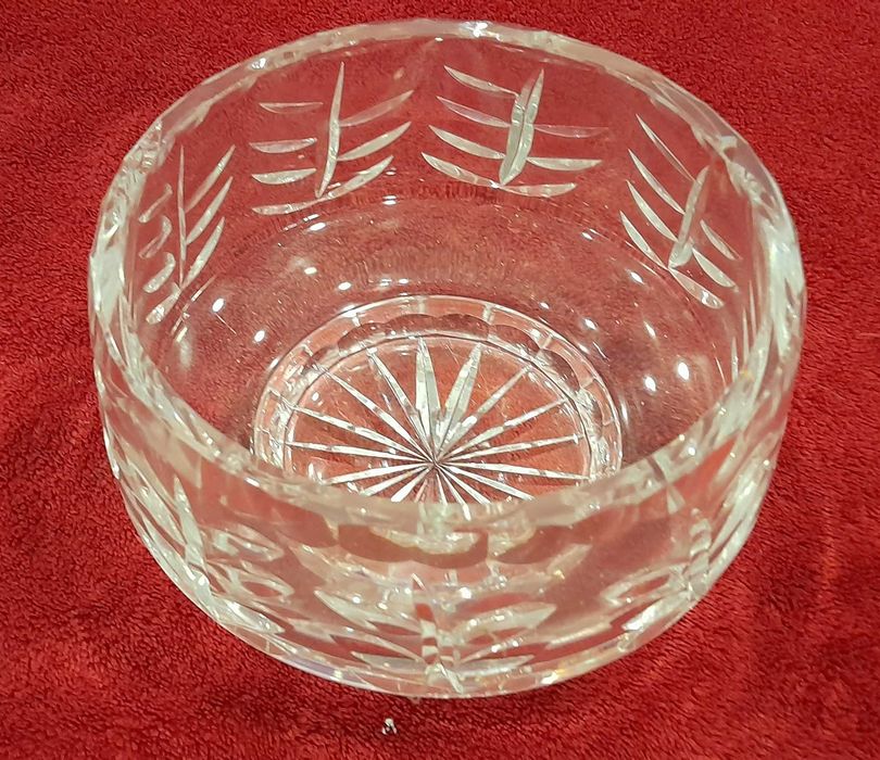 Półmisek kryształowy szerokość 14cm wysokość 8cm