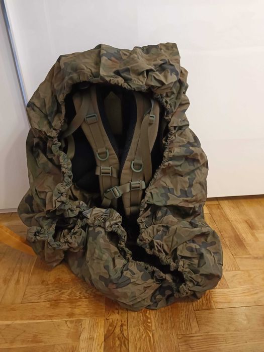 Plecak khaki górski z dwoma sakwami i pokrowcem