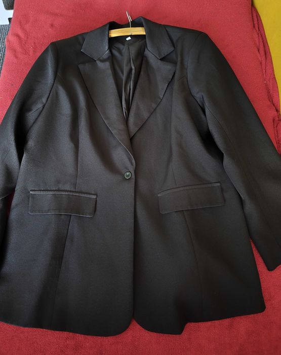 Czarna marynarka oversize