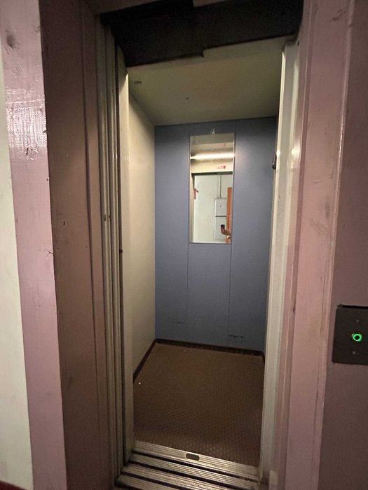 Продаж 2 кімнати 51 м2, вул. Керамічна (Княгині Ольги) цегляний будинок (чешка)