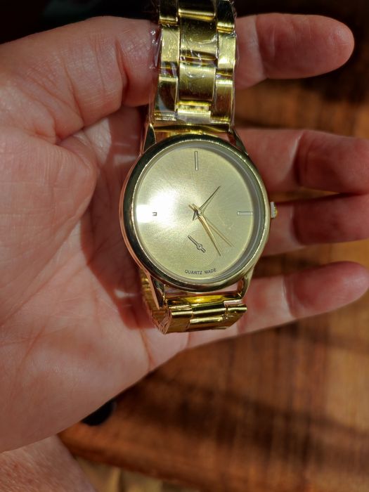 Damski zegarek kwarcowy