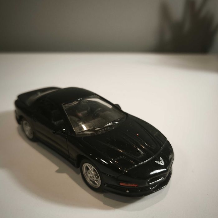 Welly Pontiac 1995 Firebird 1:34 No.49754