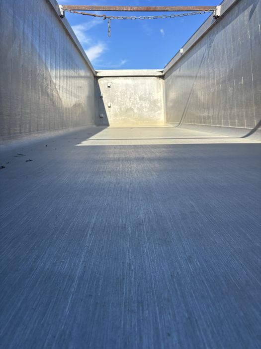 Naczepa wywrotka Schmitz