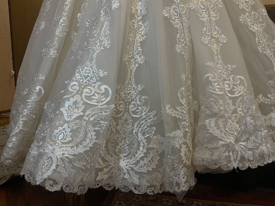 Весільна сукня La Sposa .В ній будете королевою .