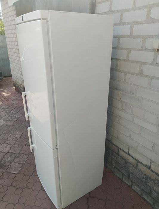 Холодильник Liebherr 180см двері резинка ручка уплотнитель