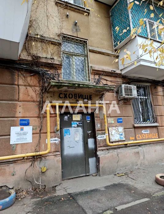 2-х комн.квартира. Сталинка. Средний этаж -57,5 кв.м