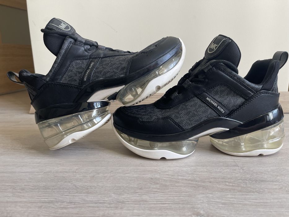 Кросівки Michael Kors