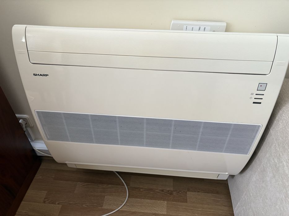 Ar condicionado de chão sharp