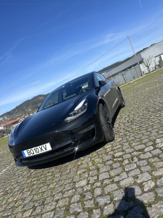 Tesla model 3 dual motor