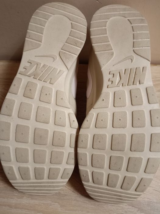 Buty Nike Tanjun Refine roz38
