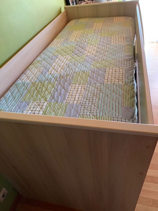 Cama de solteiro+colchao