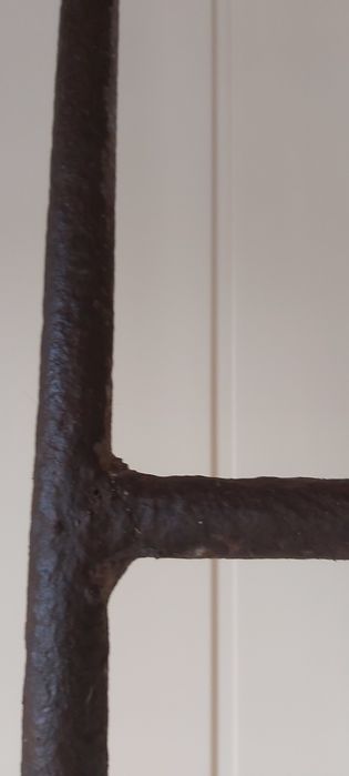 Продам железную лестницу.