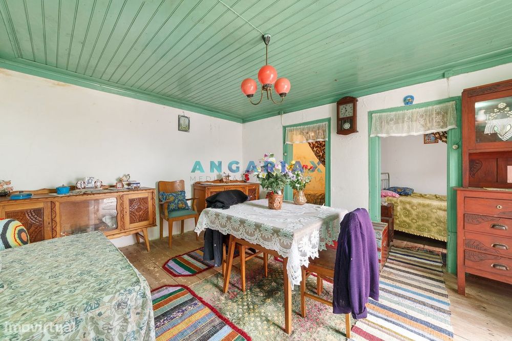 ANG836 - Moradia T2 para Venda em Arrimal, Porto de Mós