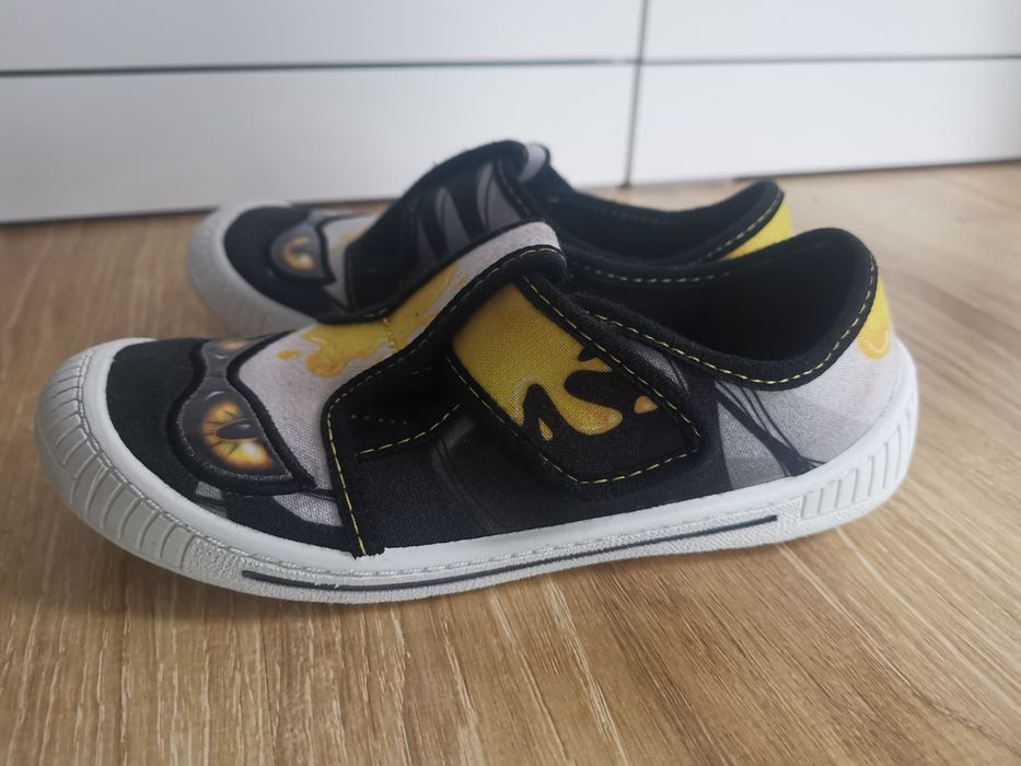 Buty, papcie rozm. 32