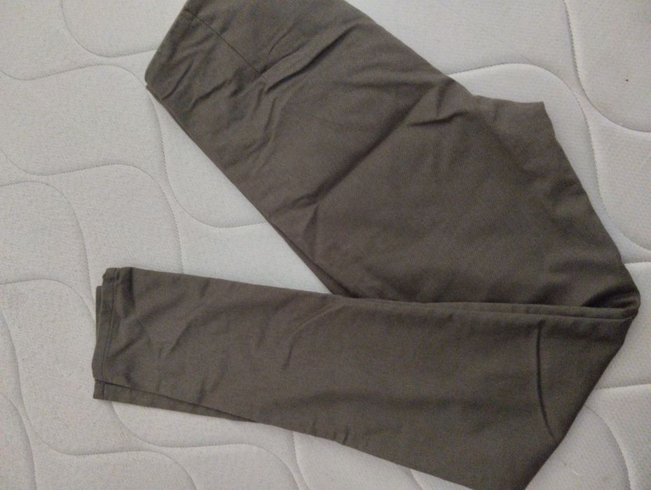 Calças de mulher 13€ cada