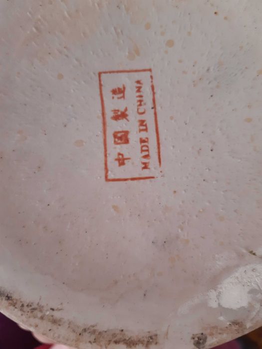 Vasos Orientais e Pratos  Porcelana Sat-Suma Motivos Típicos