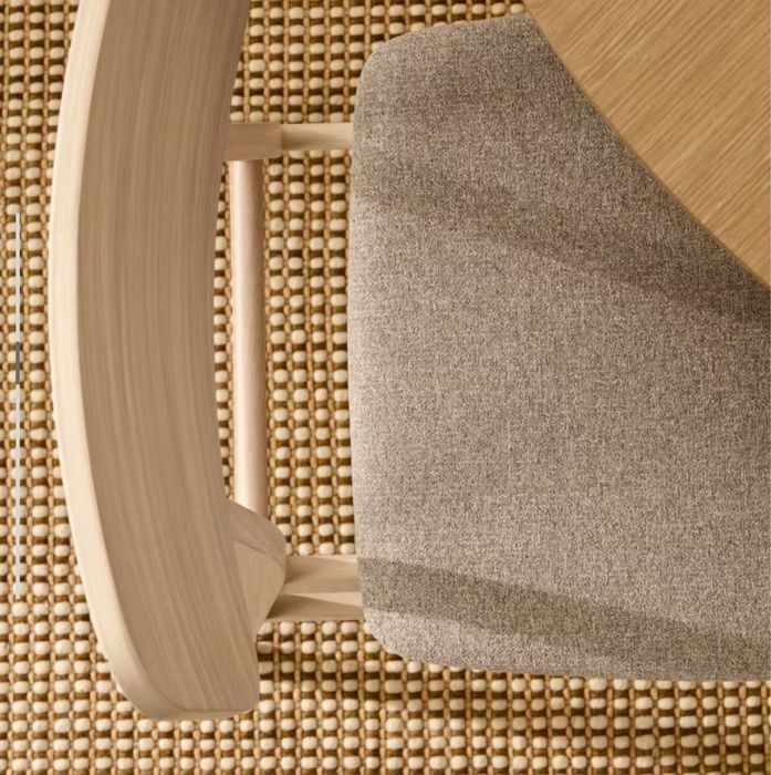 Cadeira by Kave // Chair by Kave ** Collection Selia