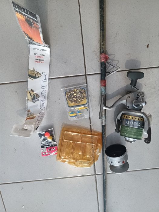 carreto vega 5000, cana pesca mais acessórios pesca