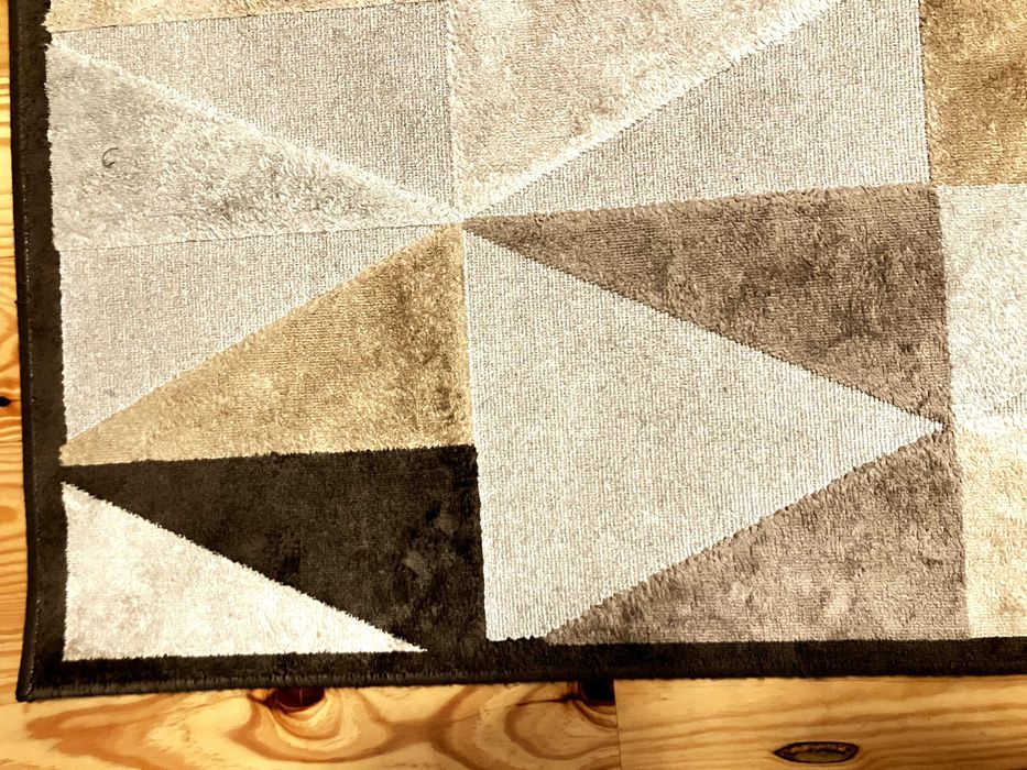 Triangle Rug64737843135361124