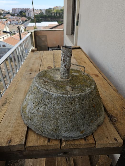 Base para chapéu em cimento