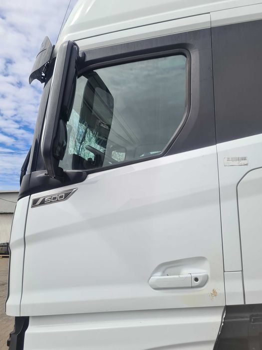 Drzwi kompletne lewe FORD F-MAX 500 TRUCKS EURO 6