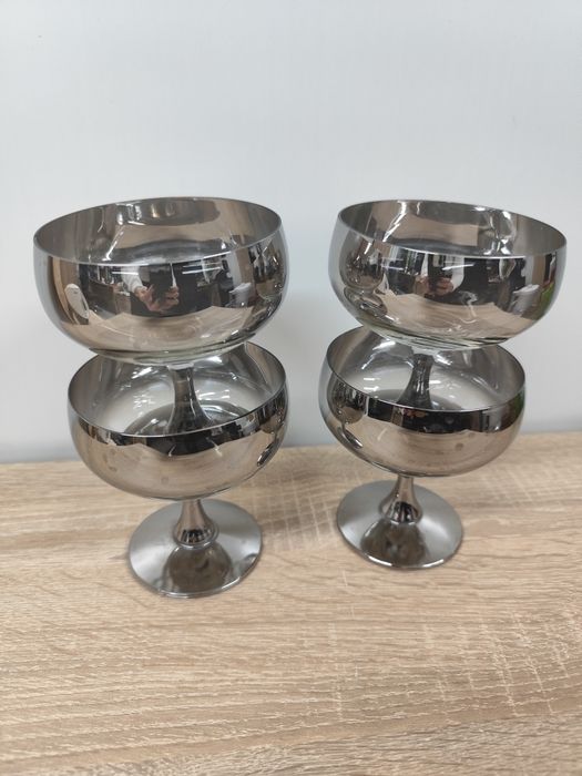 Kieliszki do szampana lustrzane dymione srebrem Vintage 4 sztuki