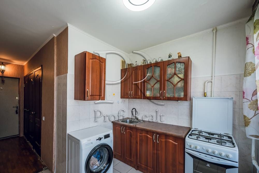 Продаж 3 кімн. квартири за адресою Олега Мудрака 41, Наумова, Академмістечко