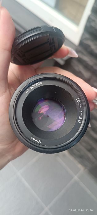 Продаю обьєктив Nikon