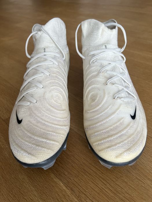 Бутси Nike Phantom Luna II Elite