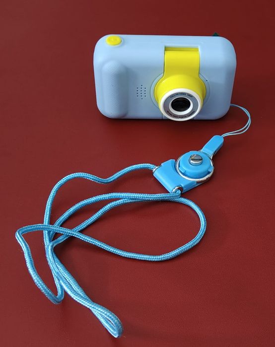 Aparat cyfrowy dla dzieci HD 1080P 2,4 cala STAN IDEALNY