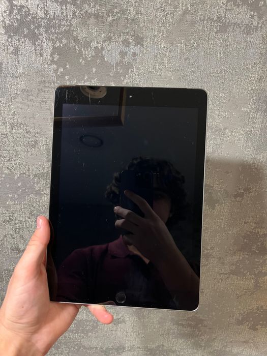 iPad 6 128gb заряджався 13 раз