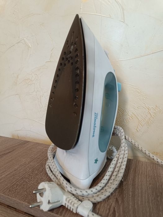 Праска утюг Binatone 1400w робоча