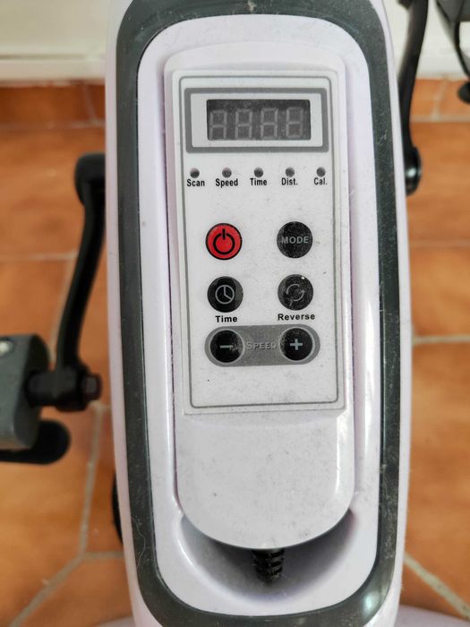 Pedaleira eléctrica nova