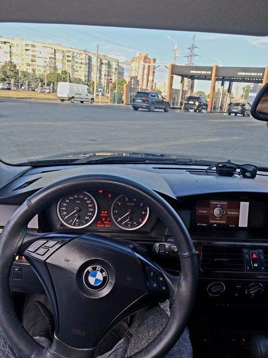 автомобіль BMW E 60